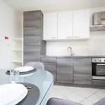 Appartement With Parking Space - Pag - 224 *