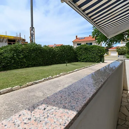 Apartamento With Parking Space Povljana, Pag - 224 *