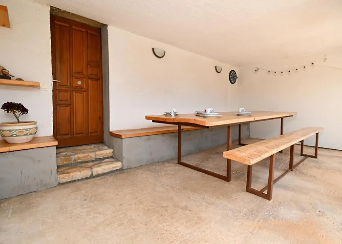 Apartment With Parking Space - Pag - 224 *